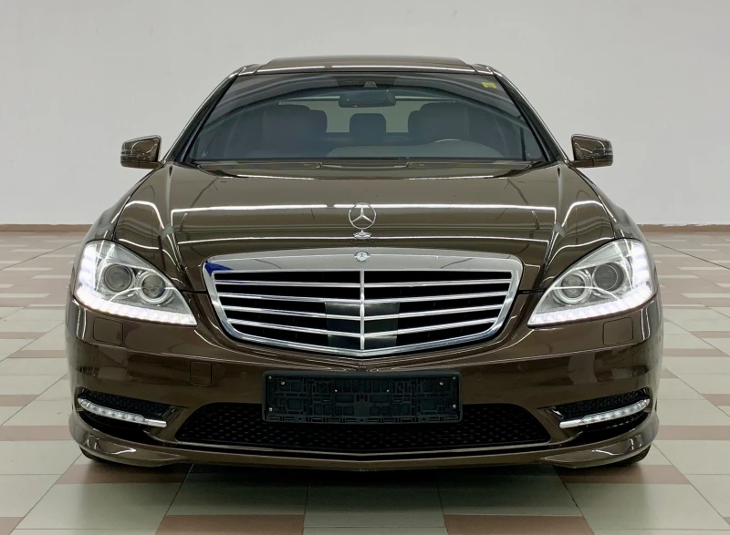 Mercedes-Benz S 500 AMG Long 4-MATIC #PANO#MASAJ#ALCANTAR#DISTR#CAM#, снимка 5 - Автомобили и джипове - 51208318