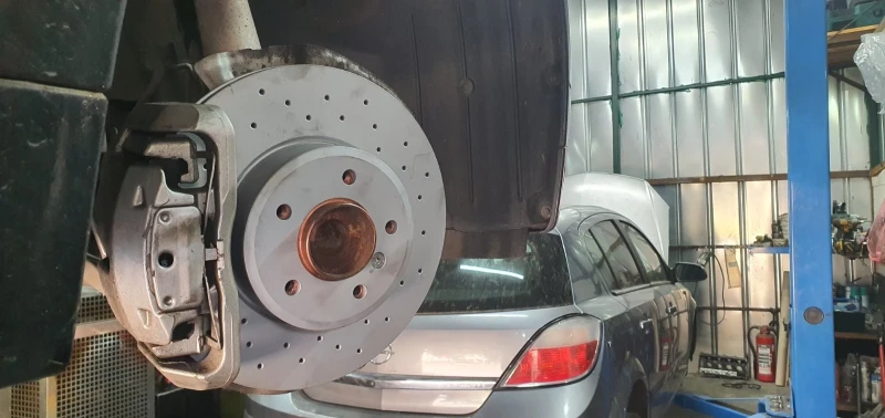 BMW 525 E61 525D 197hp, снимка 14 - Автомобили и джипове - 52289890