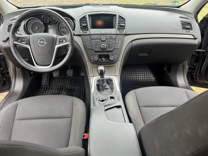 Opel Insignia 2.0CDTi 131кс.6ск.НАВИГАЦИЯ, снимка 13 - Автомобили и джипове - 52331601