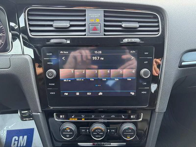 VW Golf R | AWD | CUIR | MAGS 19'' , снимка 13 - Автомобили и джипове - 53819203