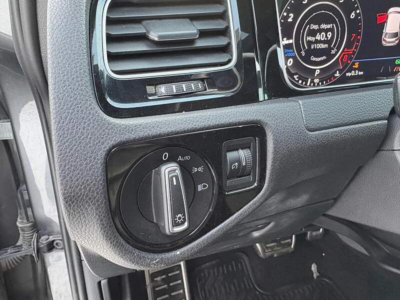 VW Golf R | AWD | CUIR | MAGS 19'' , снимка 17 - Автомобили и джипове - 53819203