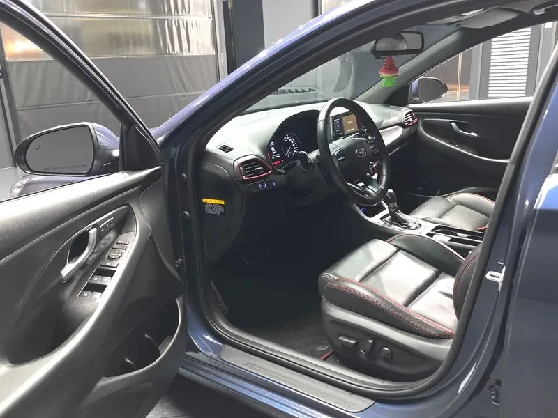Hyundai I30 1.6 TURBO SPORT PREMIUM, снимка 10 - Автомобили и джипове - 55088043