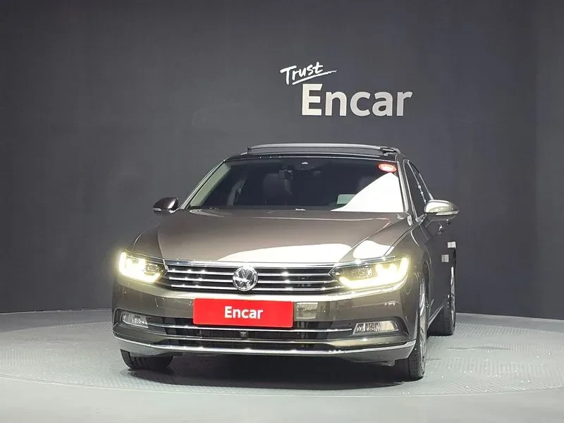 VW Passat GT B8 20TDI PRESTIGE , снимка 3 - Автомобили и джипове - 55561426