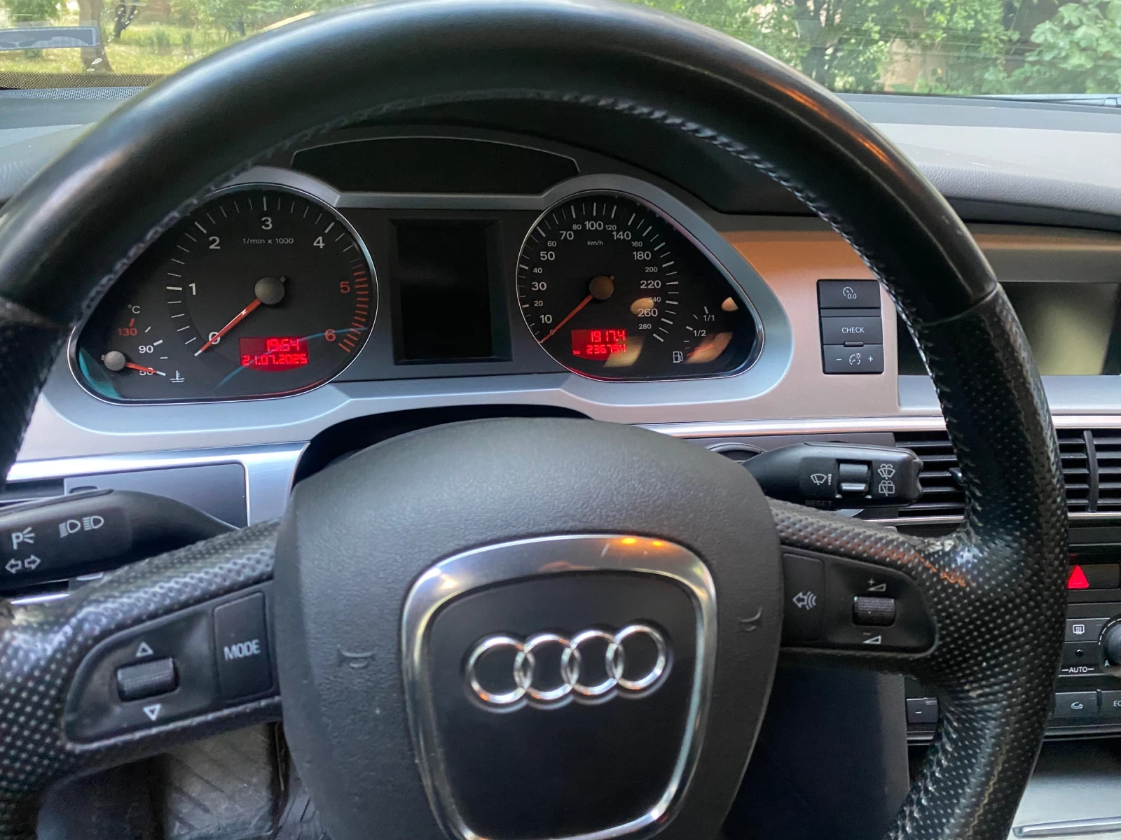 Audi A6  - изображение 7