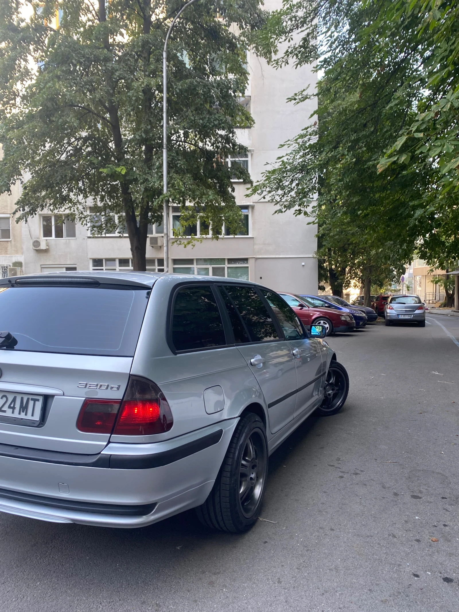 BMW 320  - изображение 5