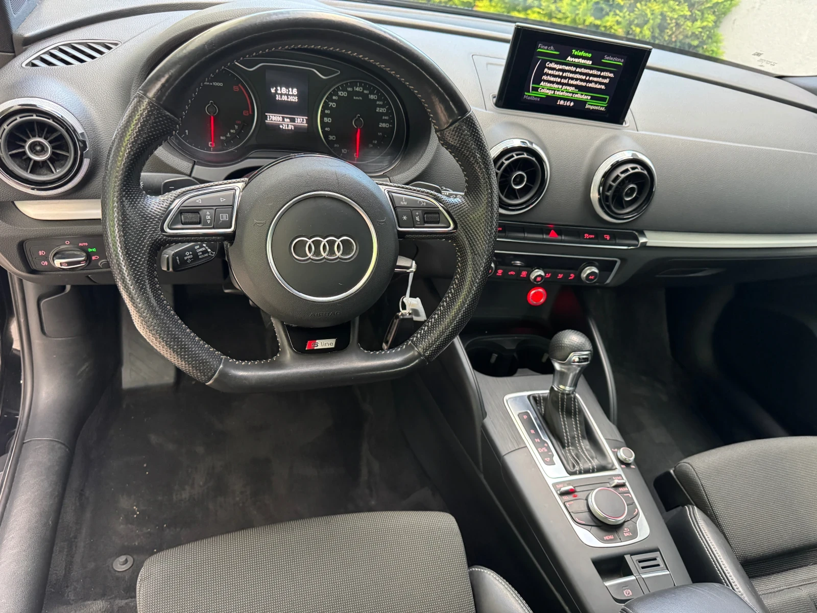 Audi A3 2.0 , 150 S Line   Automatic , Реални километри  - изображение 6