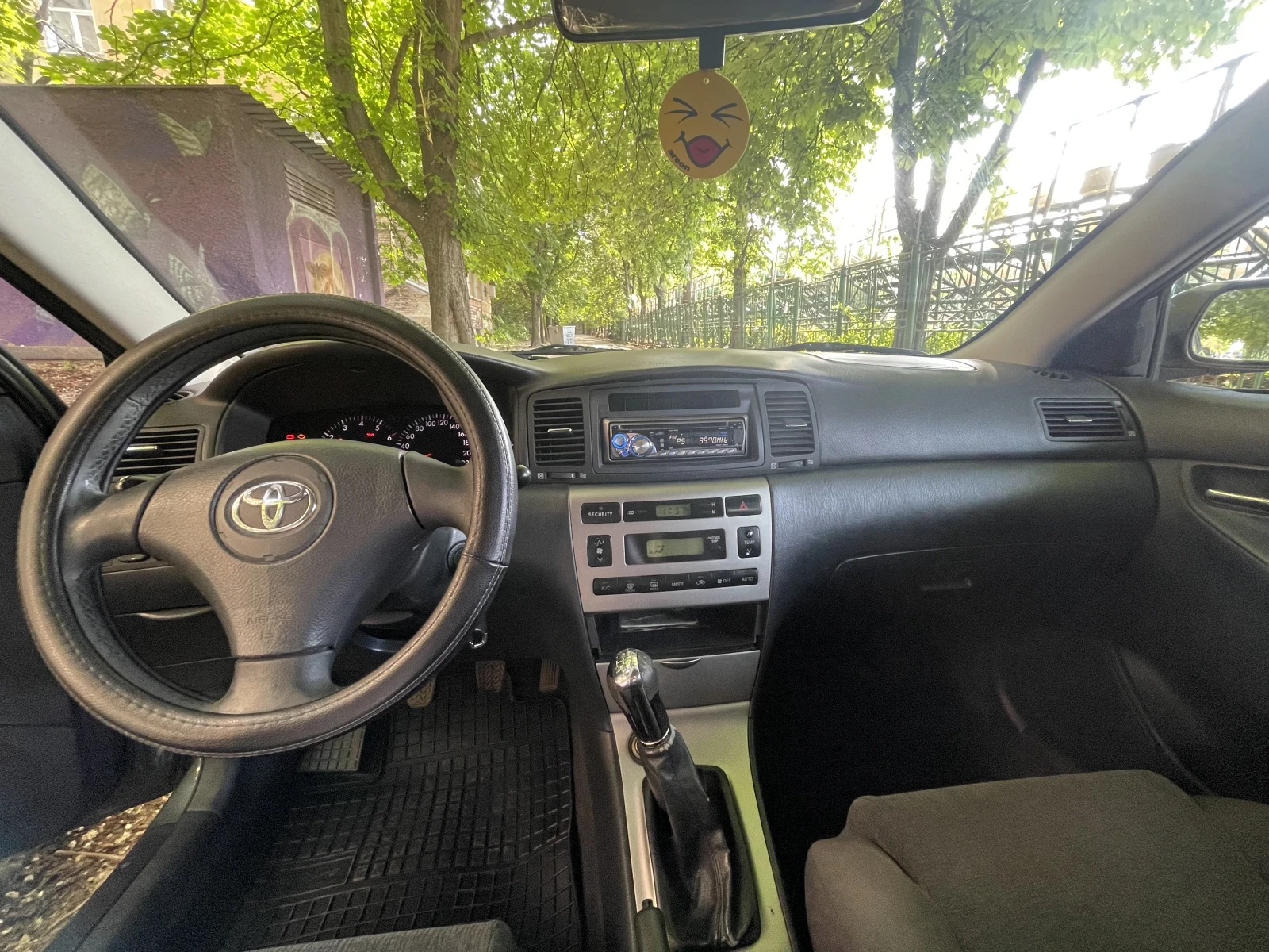 Toyota Corolla  - изображение 4