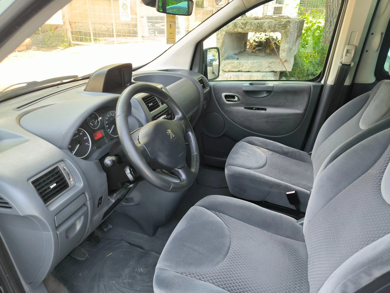 Peugeot Expert 2, 0hdi 163кс 7+ 1 navi - изображение 9