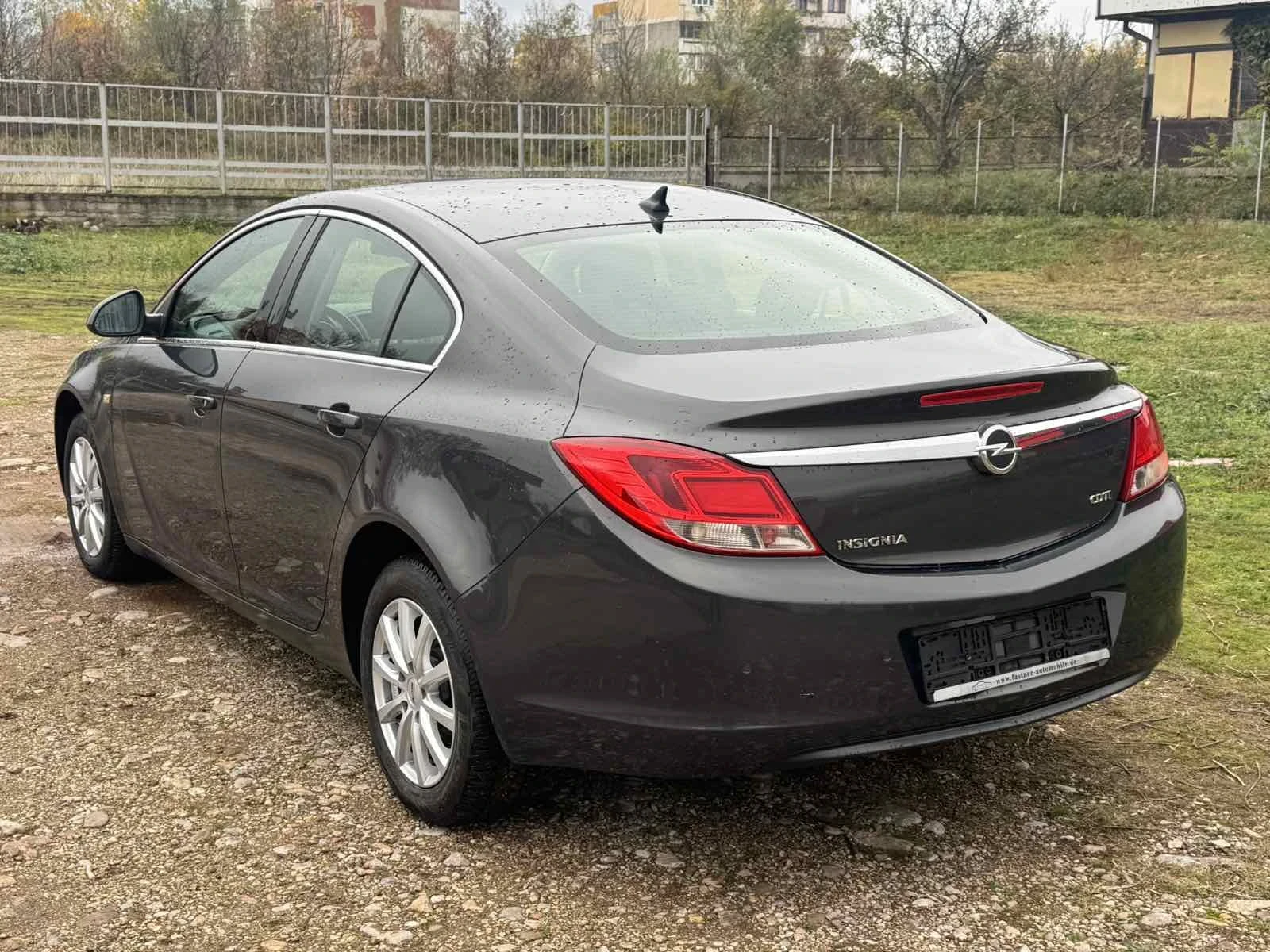 Opel Insignia 2.0CDTi 131кс.6ск. - изображение 5