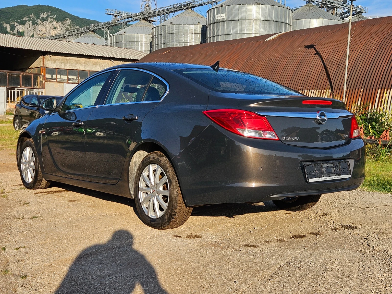 Opel Insignia 2.0CDTi 131кс.6ск.НАВИГАЦИЯ, снимка 7 - Автомобили и джипове - 54779345