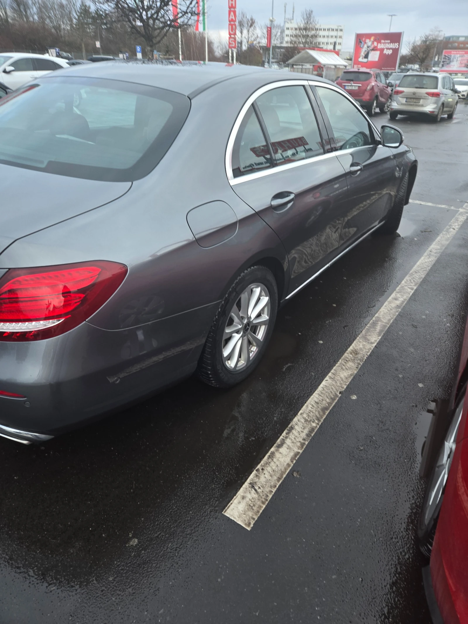 Mercedes-Benz E 200  - изображение 3