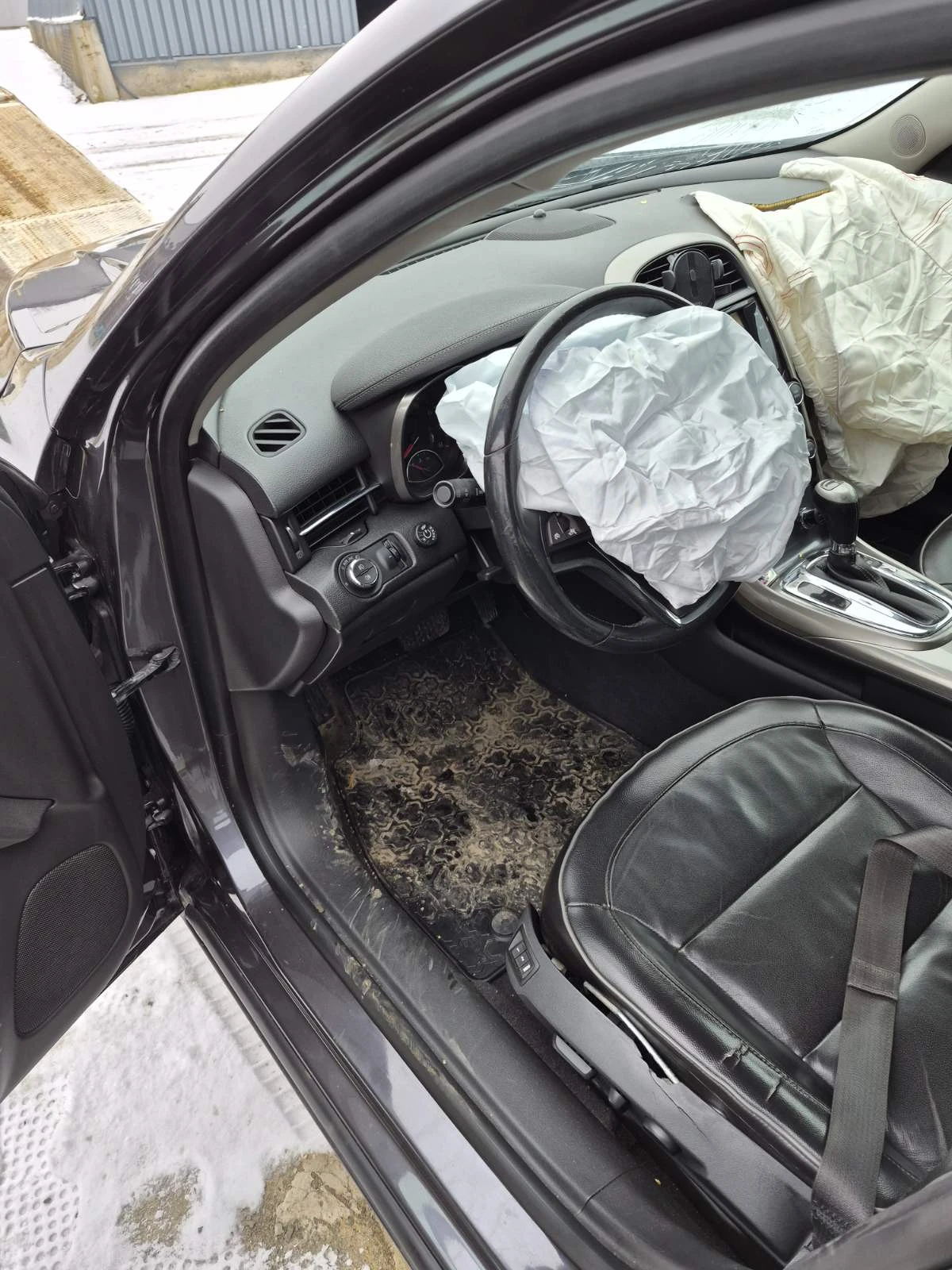 Chevrolet Malibu LTZ 2.4i GAS Automat Euro5 - изображение 9