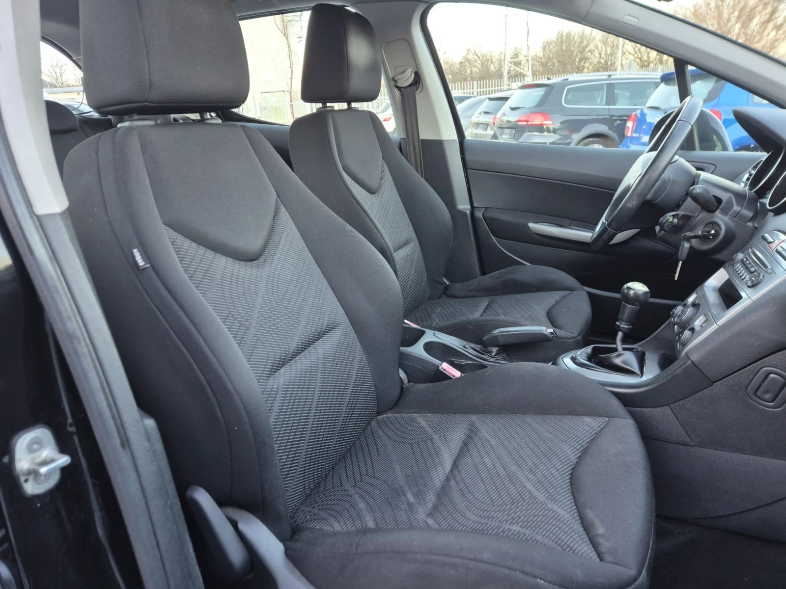 Peugeot 308 1.6 HDI, снимка 10 - Автомобили и джипове - 53780508