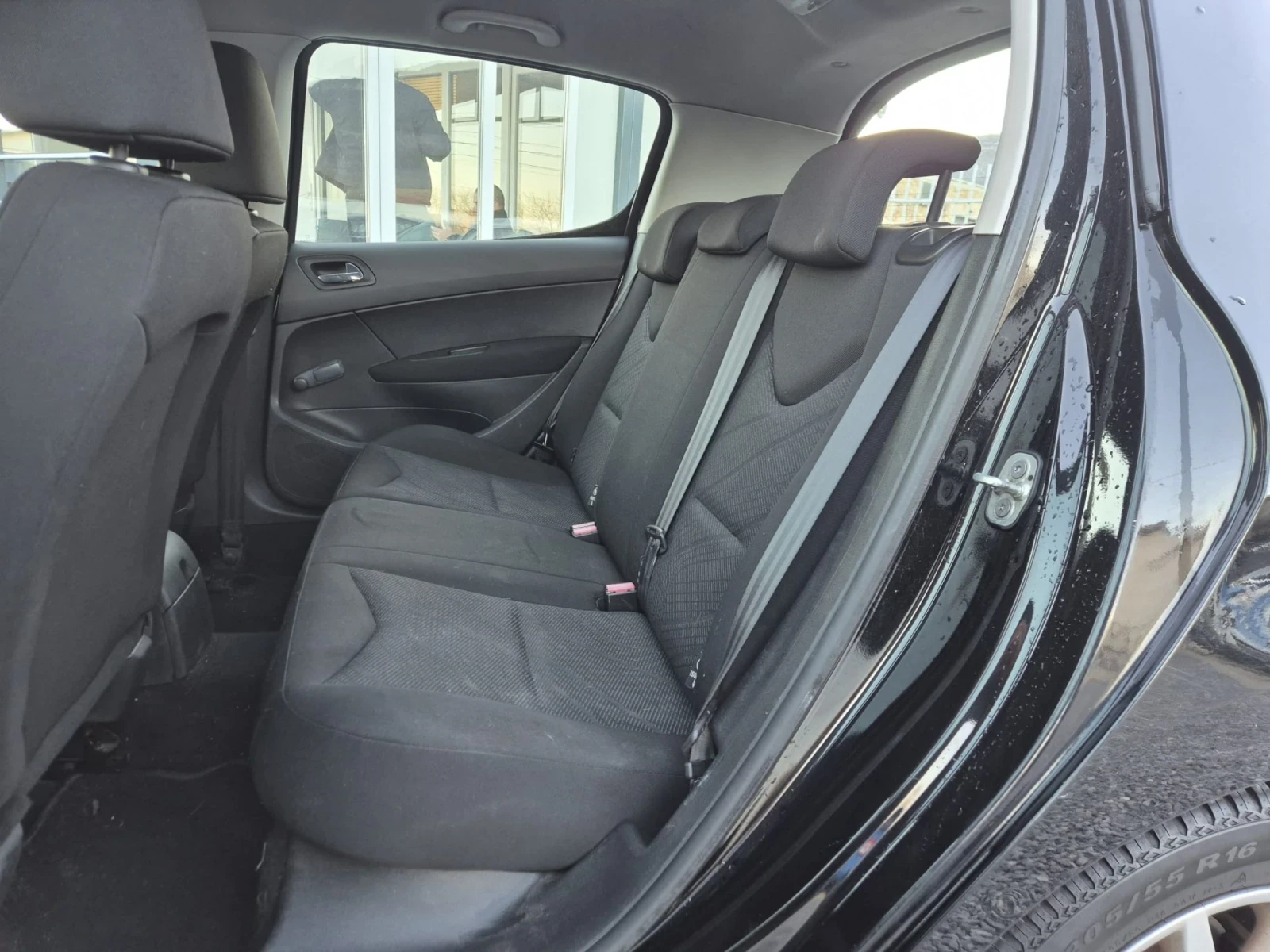 Peugeot 308 1.6 HDI, снимка 12 - Автомобили и джипове - 53780508