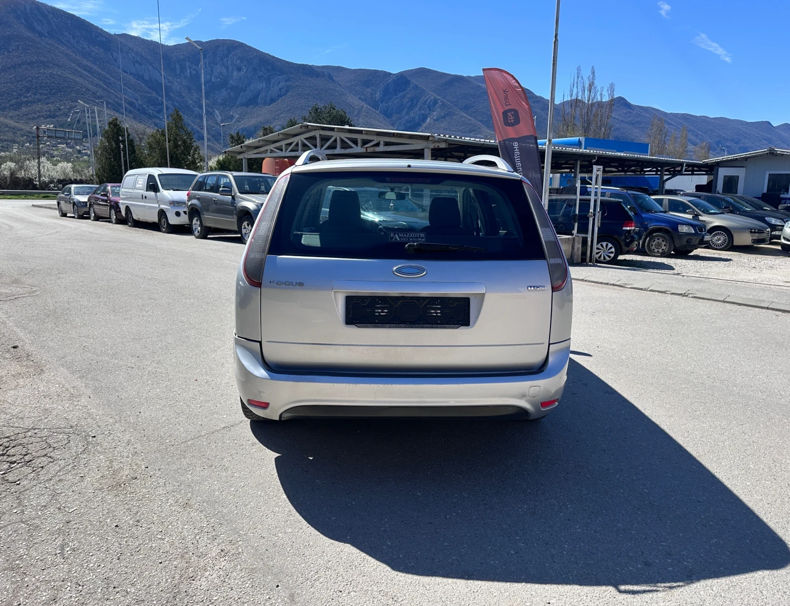 Ford Focus 1.6TDCI - КЛИМАТИК , снимка 6 - Автомобили и джипове - 54112114