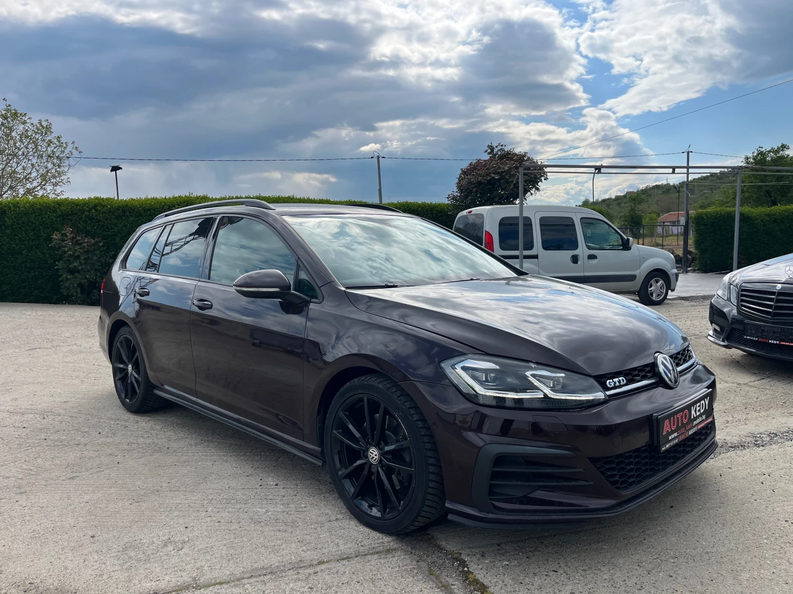 VW Golf 2.0GTD Variant Edition, снимка 3 - Автомобили и джипове - 54392476