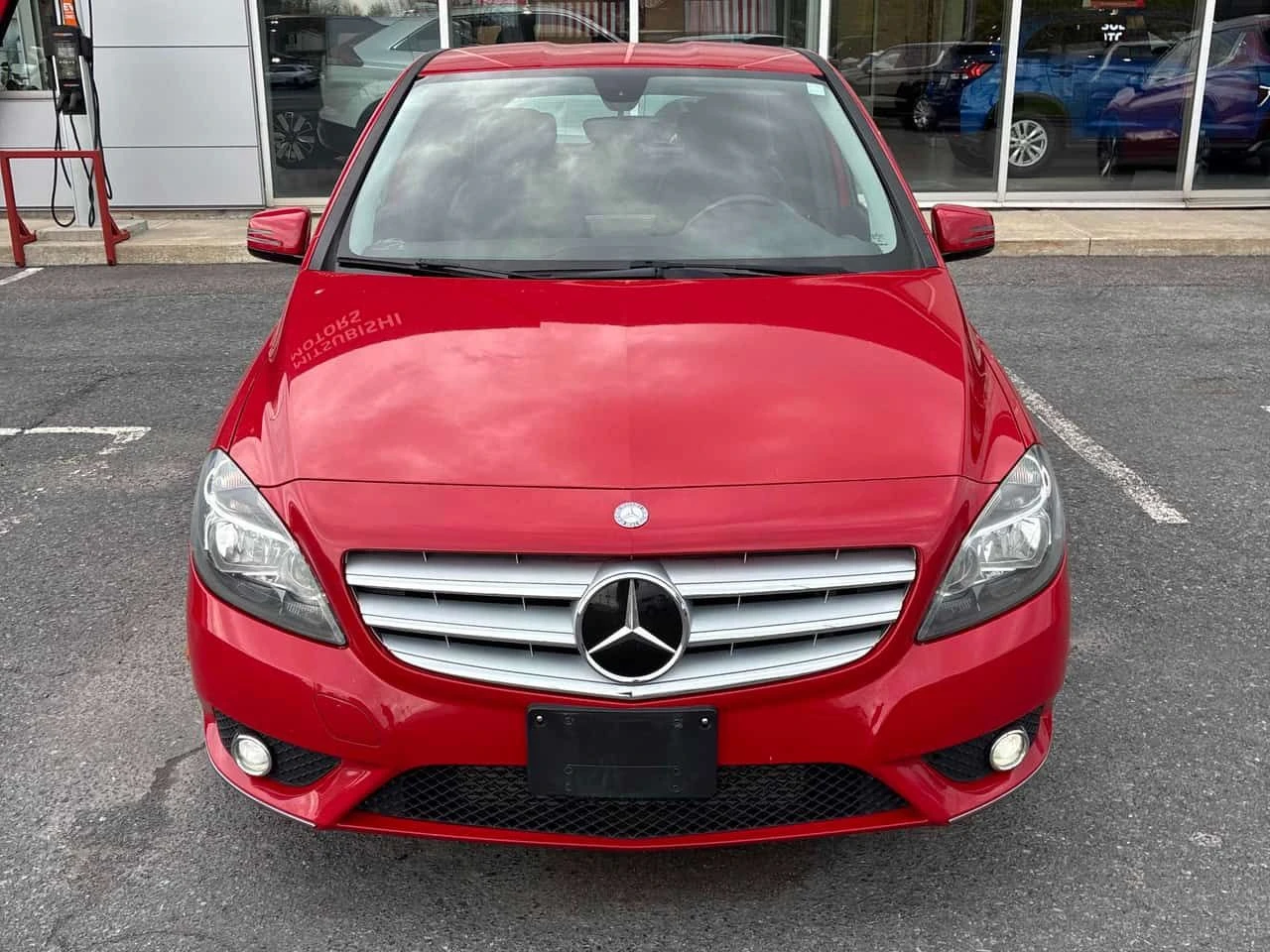 Mercedes-Benz B 250 Sports Tourer/CARFAX/ПОДГРЕВ/ПАМЕТ/КЛИП, снимка 2 - Автомобили и джипове - 54459771