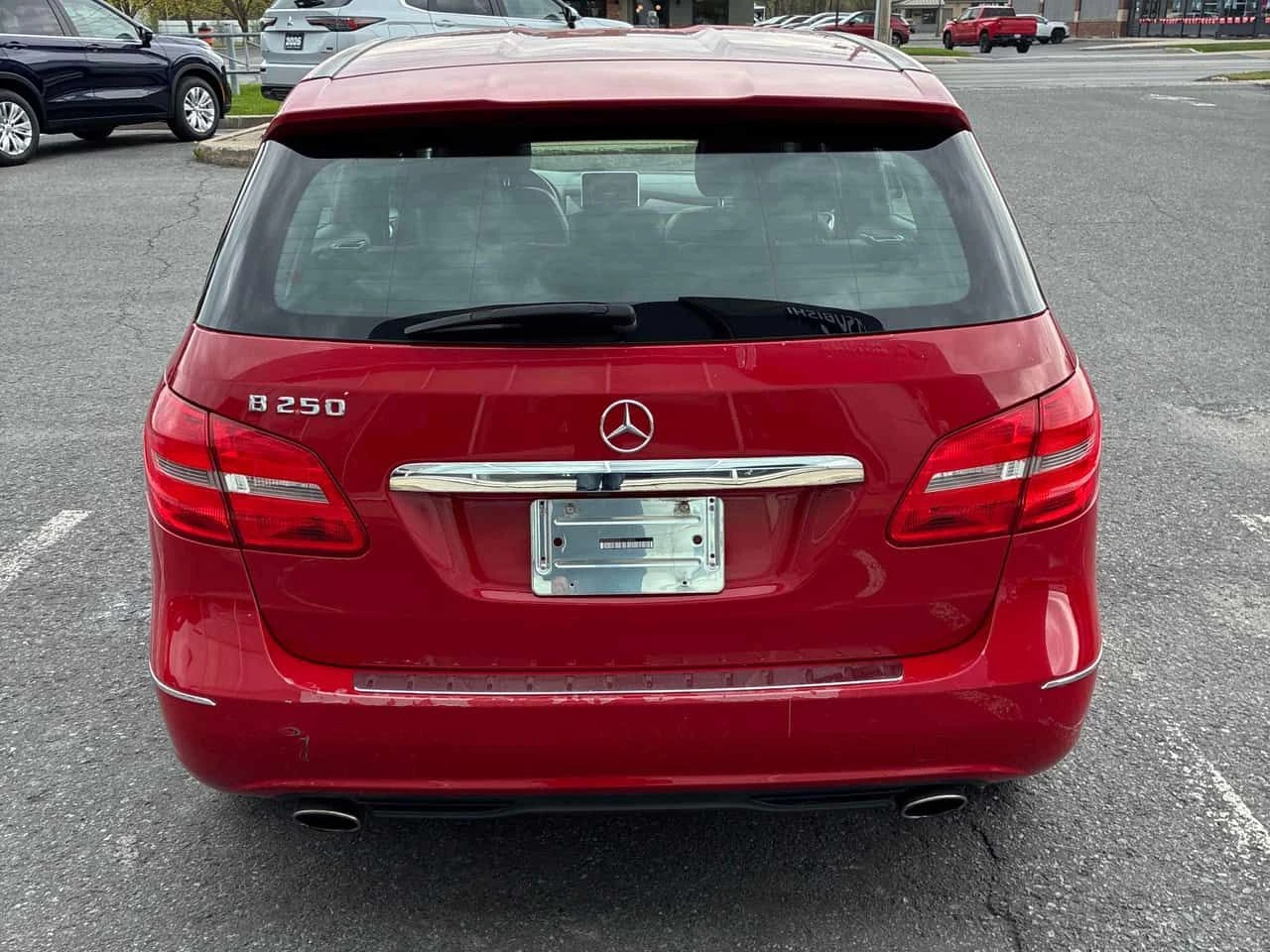 Mercedes-Benz B 250 Sports Tourer/CARFAX/ПОДГРЕВ/ПАМЕТ/КЛИП, снимка 5 - Автомобили и джипове - 54459771
