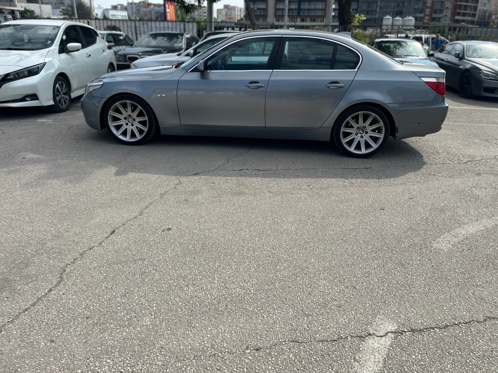 BMW 530, снимка 9 - Автомобили и джипове - 55006676