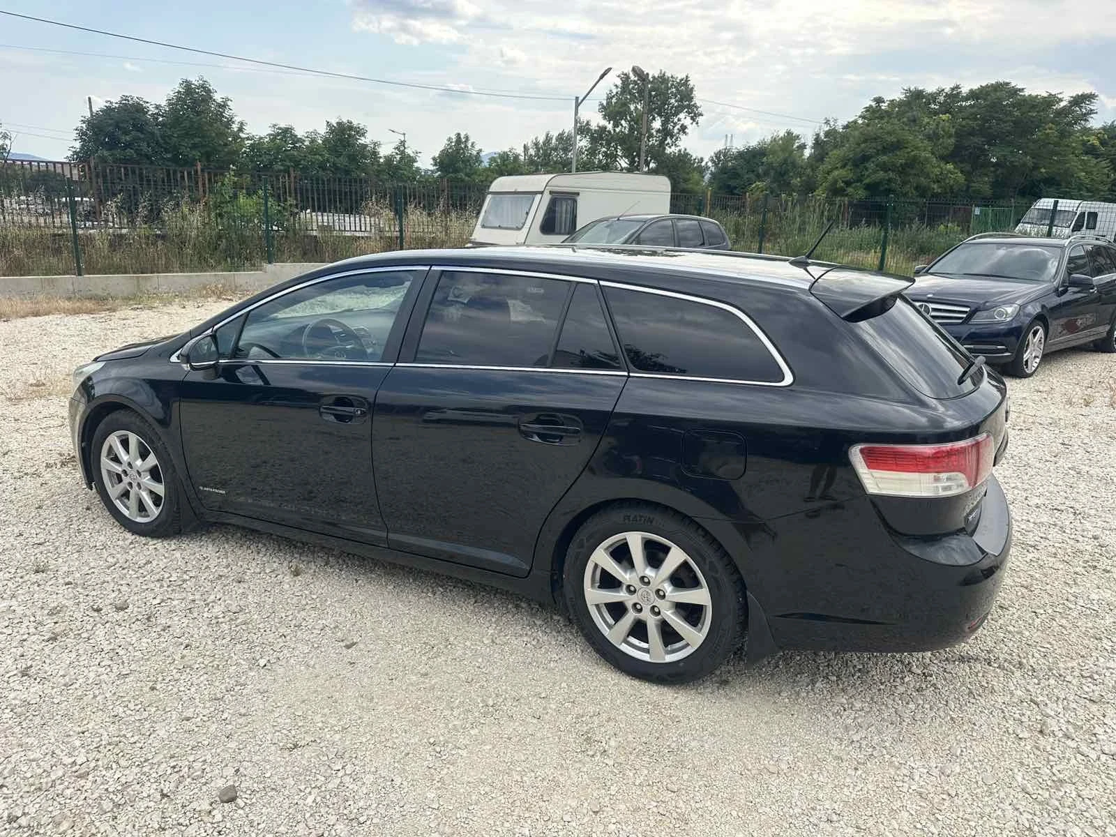 Toyota Avensis, снимка 5 - Автомобили и джипове - 55141448