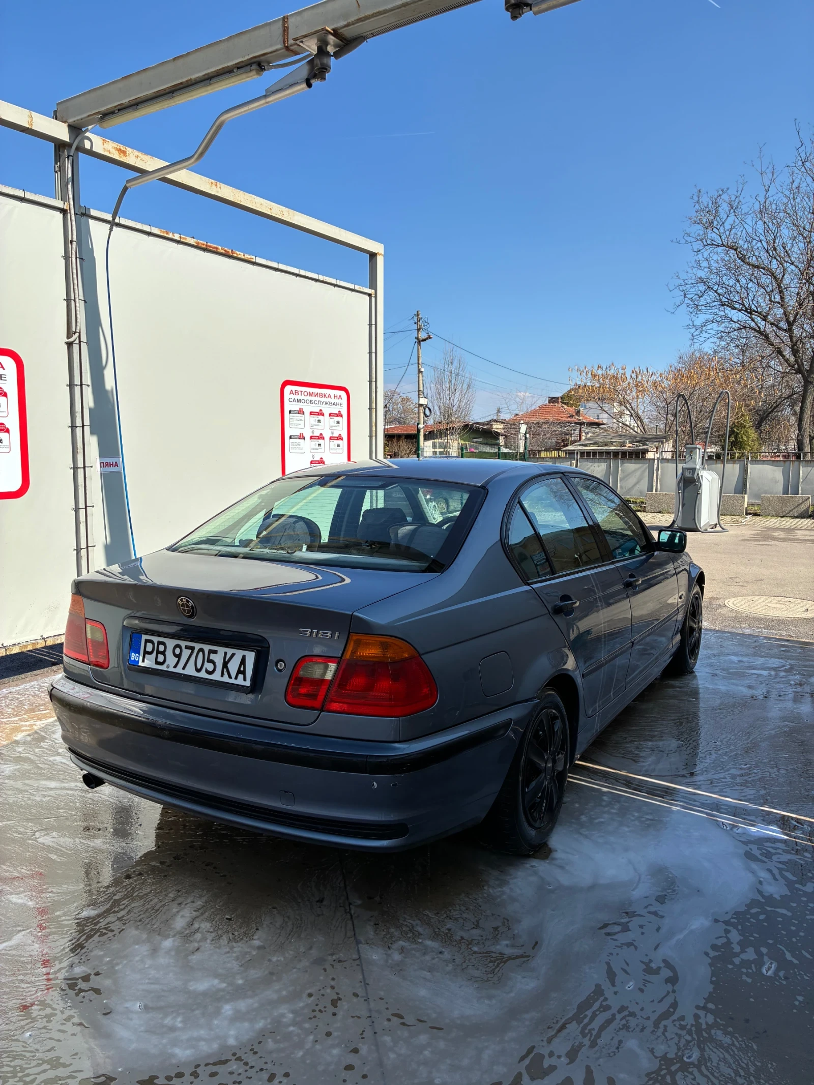 BMW 318, снимка 3 - Автомобили и джипове - 55178937