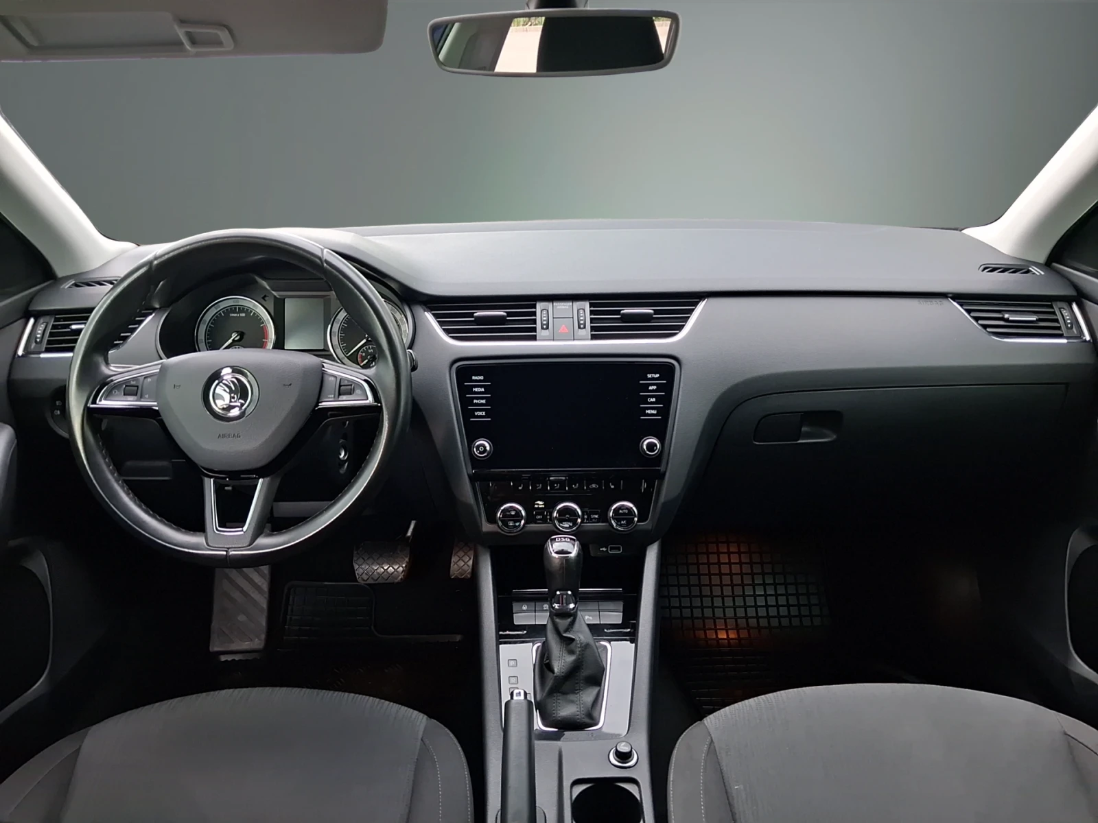 Skoda Octavia  Комби Стайл 1, 5 TSI , 130 к.с., 7DSG, снимка 9 - Автомобили и джипове - 55191333