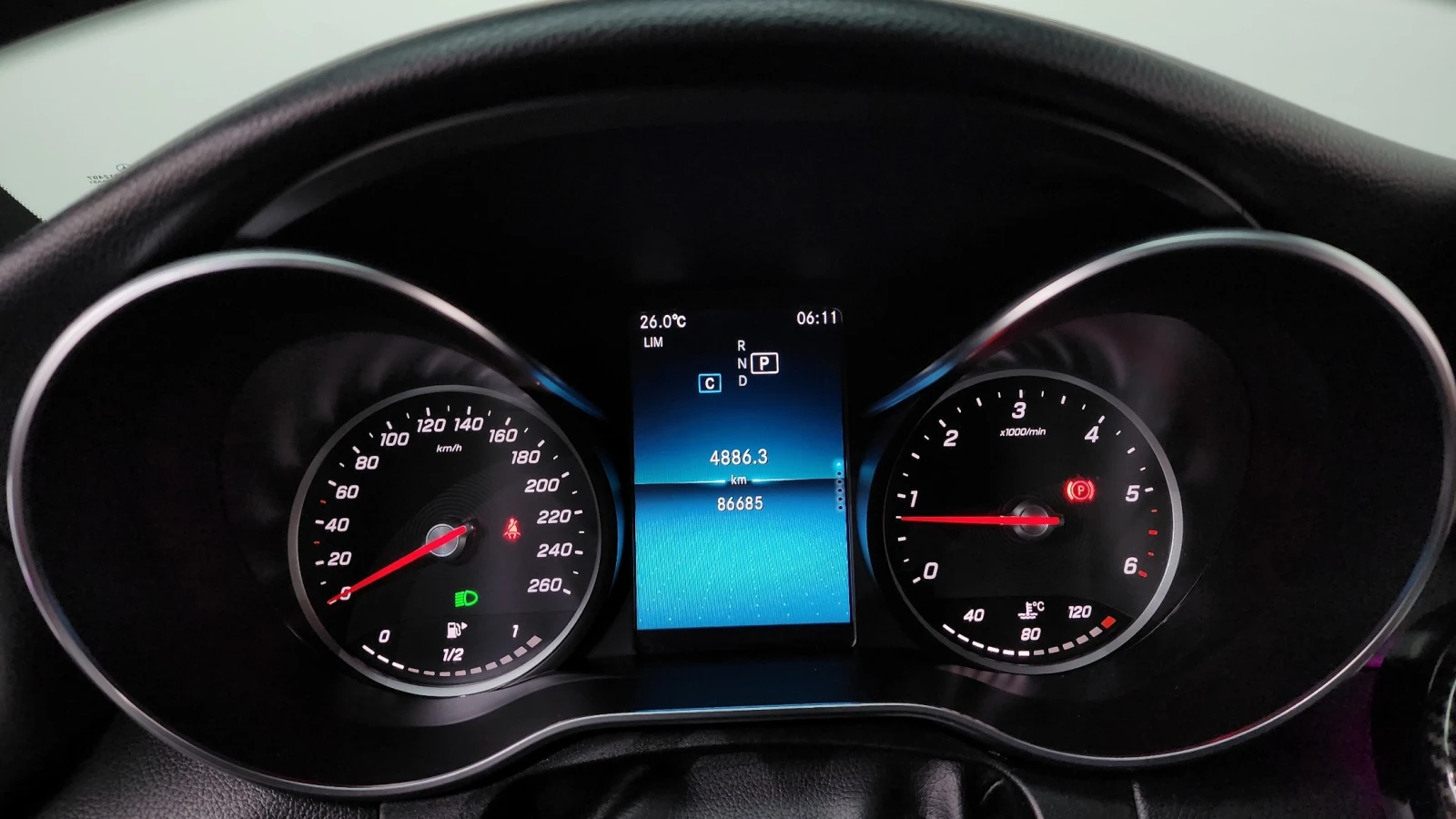 Mercedes-Benz C 220 AMG line/Head up/Подгрев/ПАНО/ПАМЕТ/ЛЕНТИ/, снимка 6 - Автомобили и джипове - 55300184