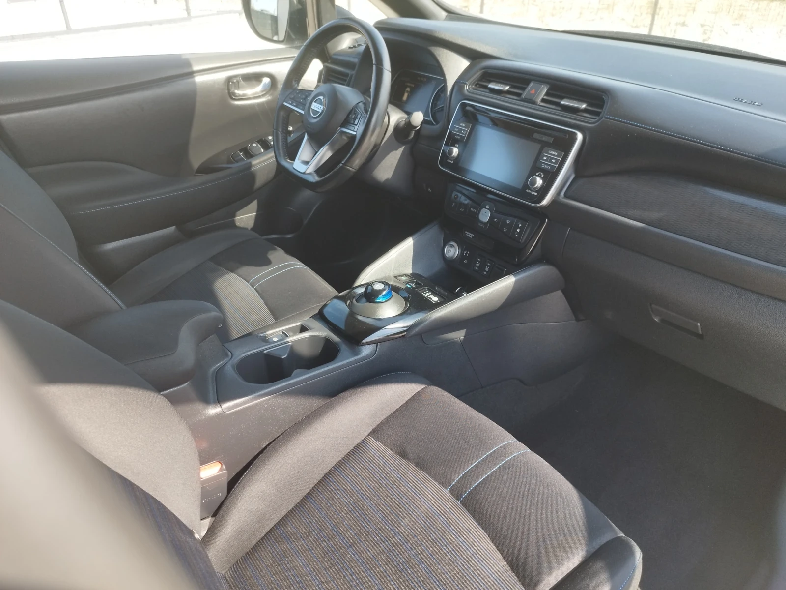 Nissan Leaf  40kwh 76000km | Mobile.bg � ����������� 11