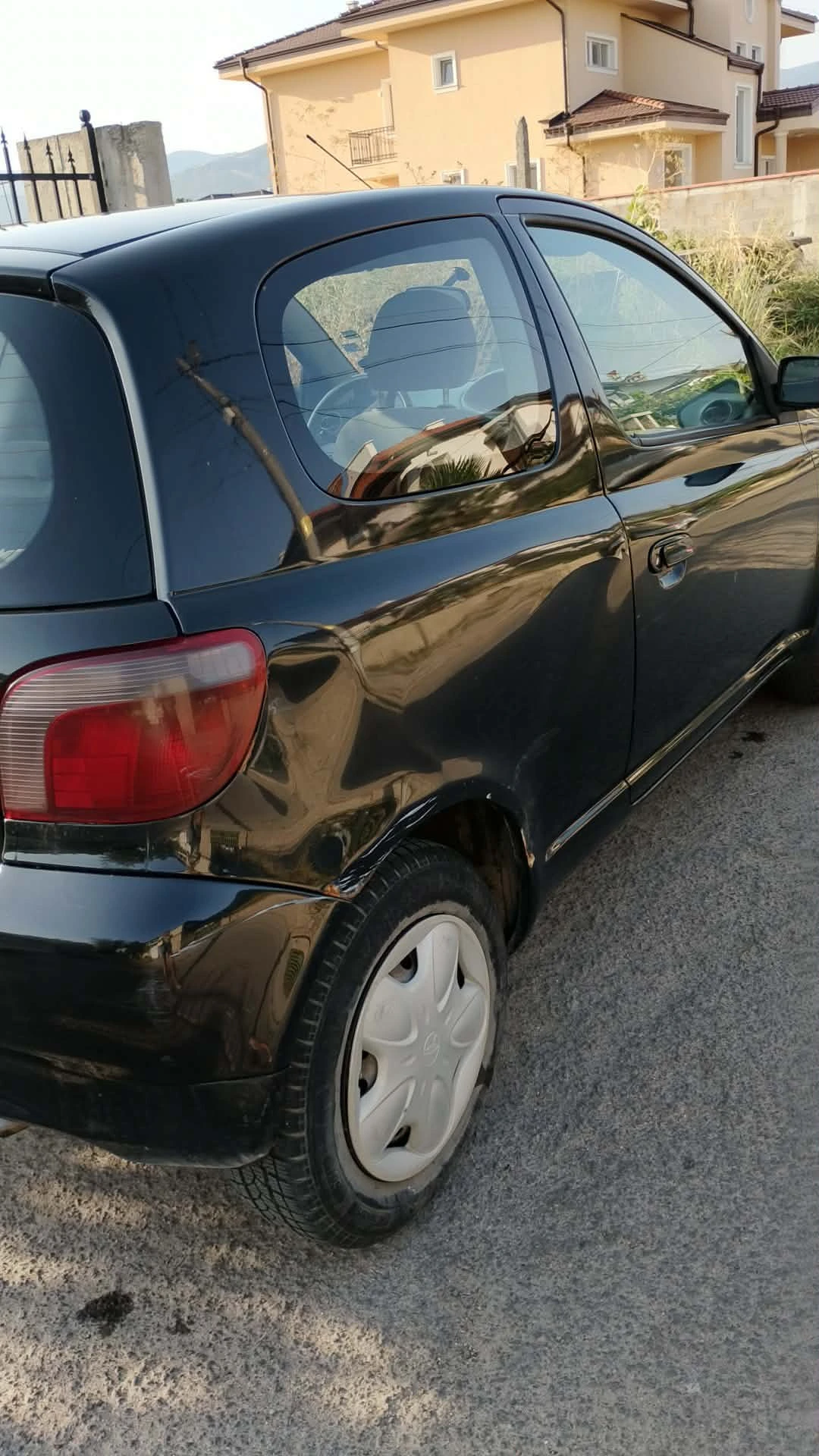 Toyota Yaris, снимка 3 - Автомобили и джипове - 55875271