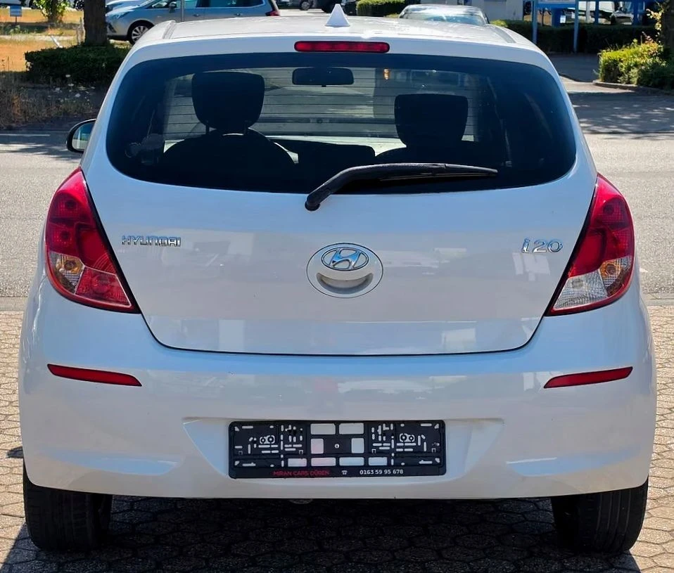 Hyundai I20 1.3i/Siti/Fifa, снимка 6 - Автомобили и джипове - 56186144