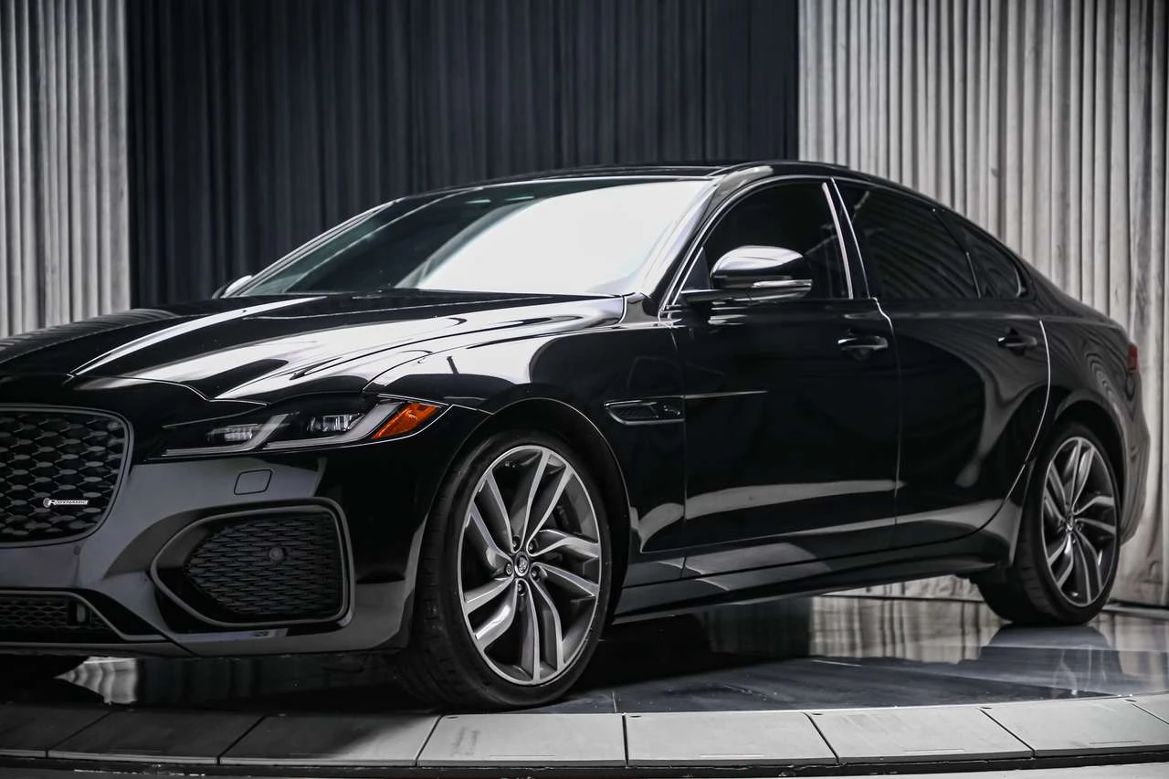 Jaguar Xf R-DYNAMIC SE AWD P300| BLACKPACK| PANOROOF| ADAPTV | Mobile.bg � ����������� 13