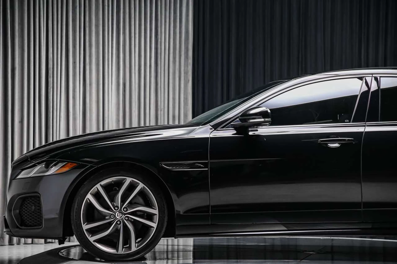 Jaguar Xf R-DYNAMIC SE AWD P300| BLACKPACK| PANOROOF| ADAPTV | Mobile.bg � ����������� 15