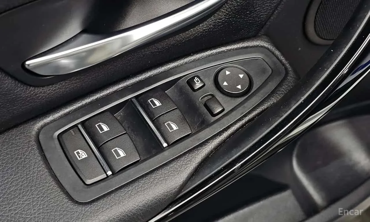 BMW 320 * 320d * ЦЕНА ДО БГ, снимка 13 - Автомобили и джипове - 56623826