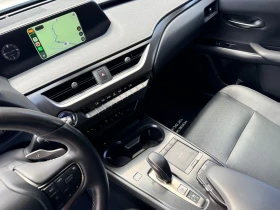 Lexus UX 300e 38000км!!!* 3ключа* CarPlay* , снимка 15