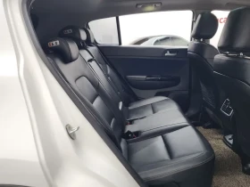 Kia Sportage 2.0 CRDi 4WD, снимка 12