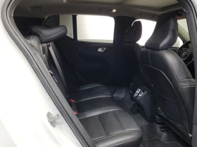 Volvo XC40 B4 Momentum| 230к.с.| ВКЛ.ТЕХНОТЕСТ, снимка 10