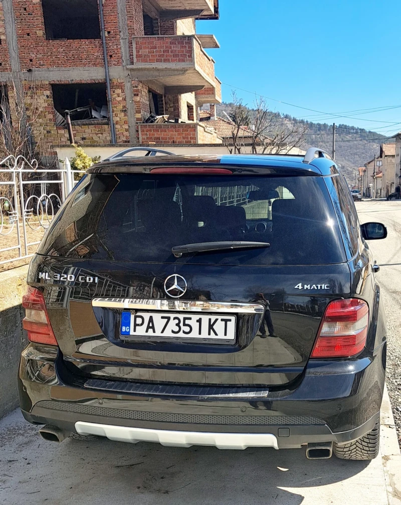 Mercedes-Benz ML 320 CDI, снимка 5 - Автомобили и джипове - 48628031