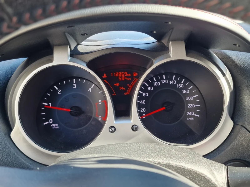 Nissan Juke 1.5 DCI, снимка 9 - Автомобили и джипове - 47434516