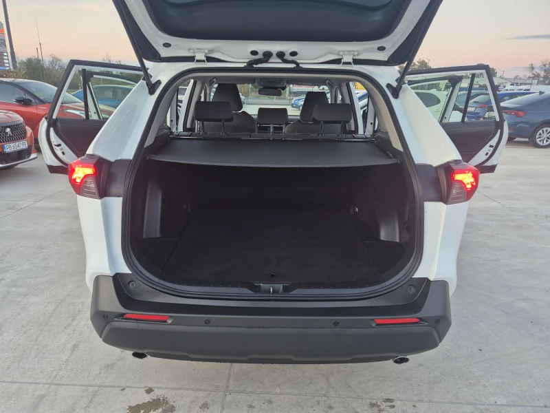 Toyota Rav4 2.5 Hybrid в Гаранция, снимка 11 - Автомобили и джипове - 52079926