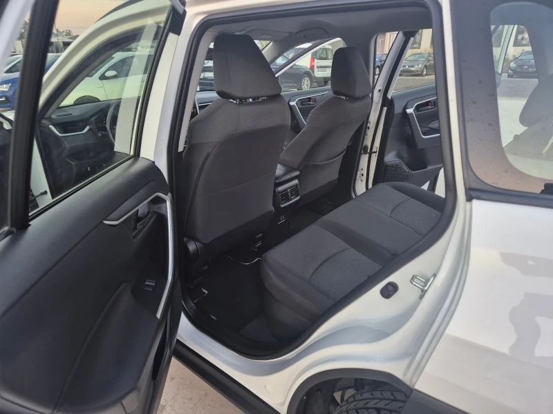 Toyota Rav4 2.5 Hybrid в Гаранция, снимка 12 - Автомобили и джипове - 52079926