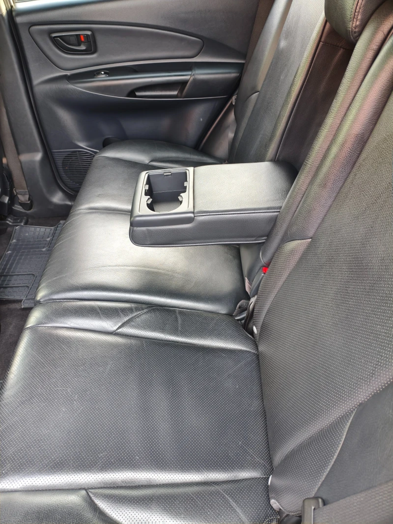 Hyundai Tucson, снимка 12 - Автомобили и джипове - 52645624
