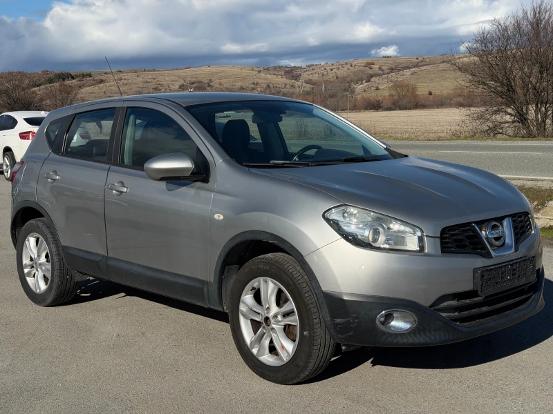 Nissan Qashqai 1.5 dci, снимка 2 - Автомобили и джипове - 53453107