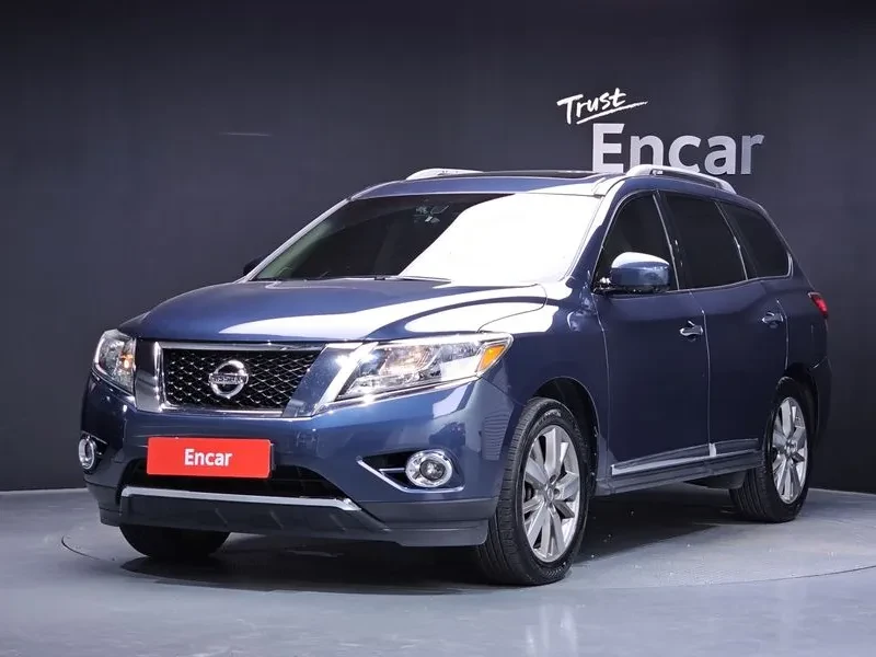 Nissan Pathfinder 3.5 PLATINUM