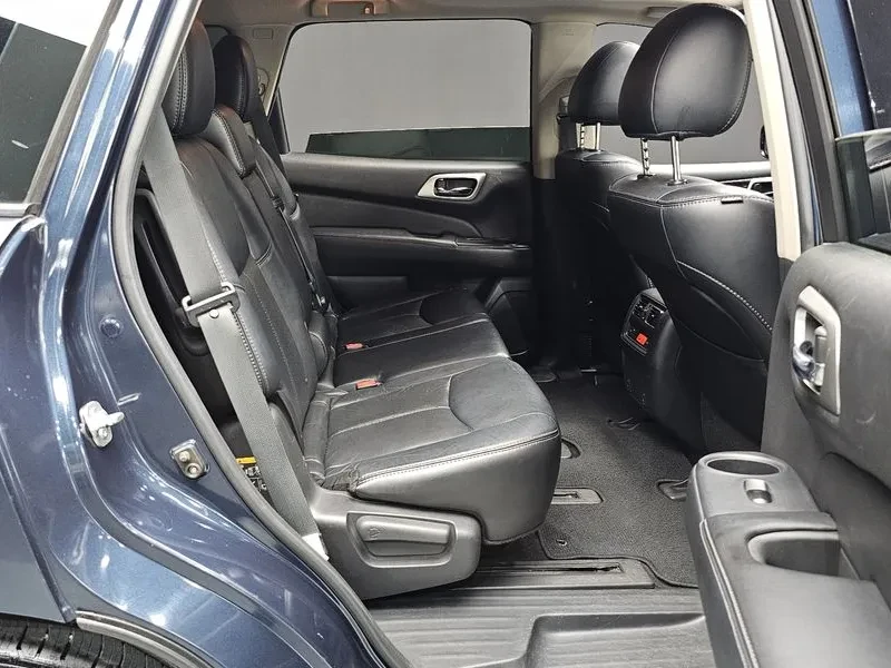 Nissan Pathfinder 3.5 PLATINUM, снимка 11 - Автомобили и джипове - 55740461