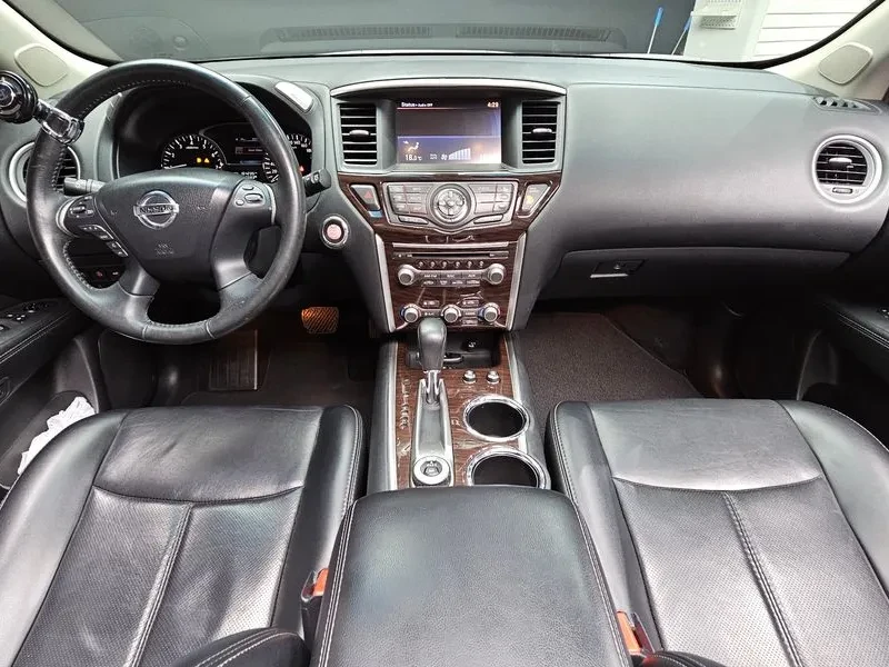 Nissan Pathfinder 3.5 PLATINUM, снимка 7 - Автомобили и джипове - 55740461