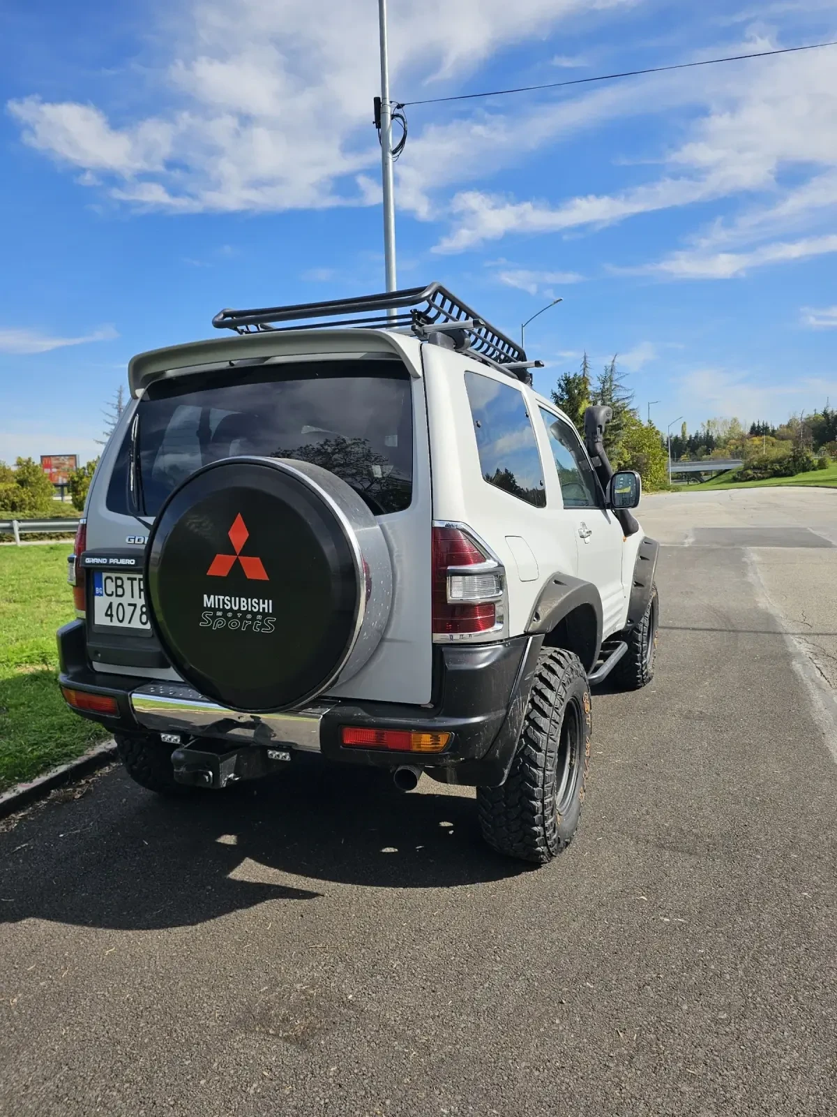 Mitsubishi Pajero Grand Super Select 3.5 - изображение 9