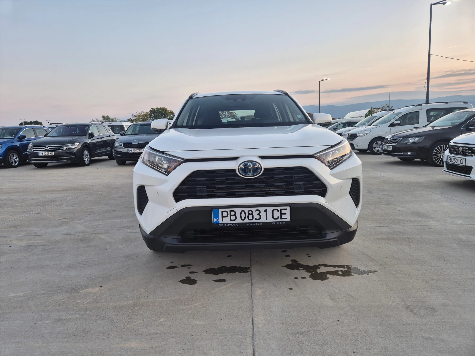 Toyota Rav4 2.5 Hybrid в Гаранция - изображение 8