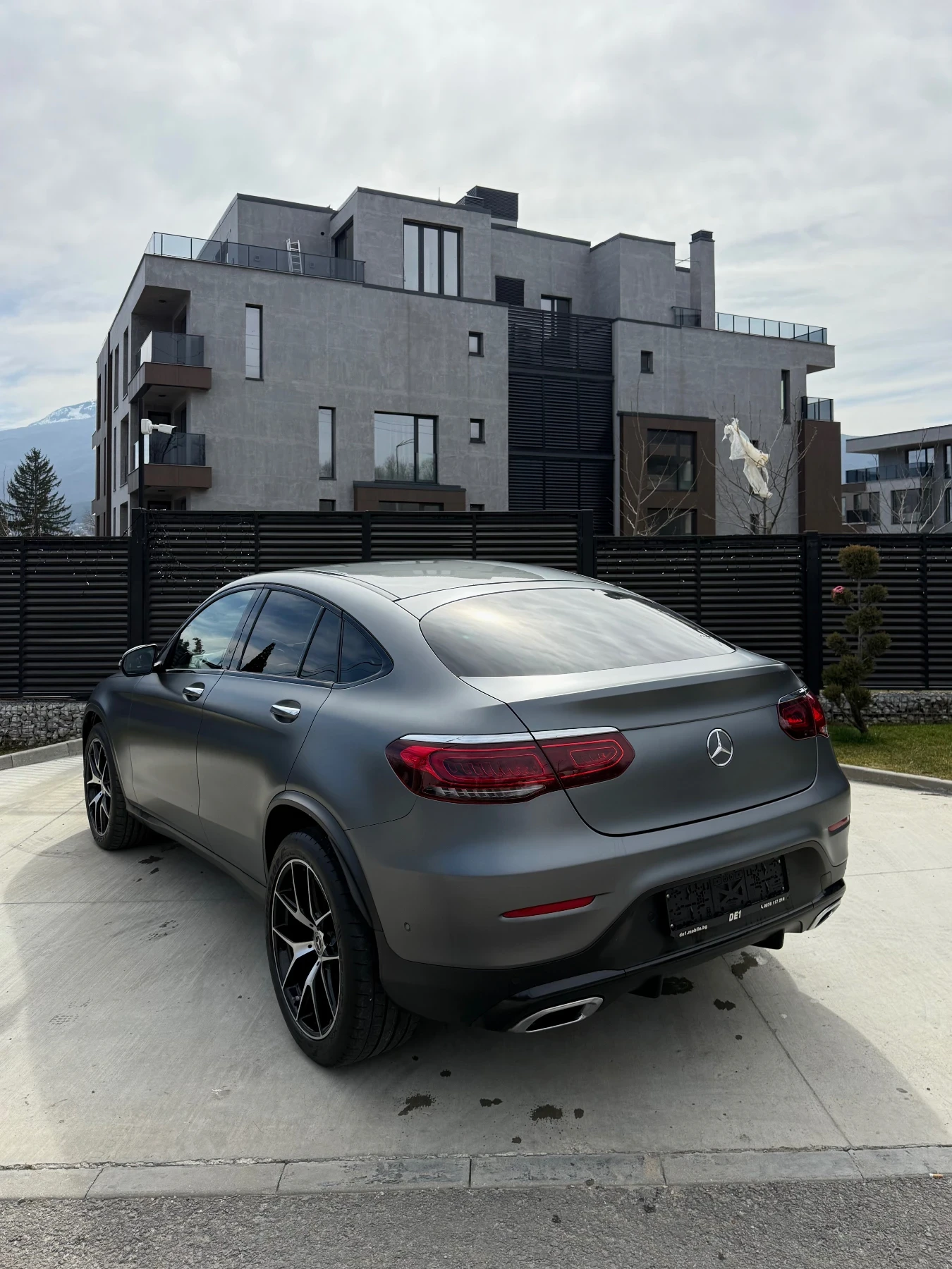 Mercedes-Benz GLC 300 AMG/4M/COUPE/HEADUP/ТЕГЛИЧ/DIGITAL/BURMESTER, снимка 7 - Автомобили и джипове - 52861563