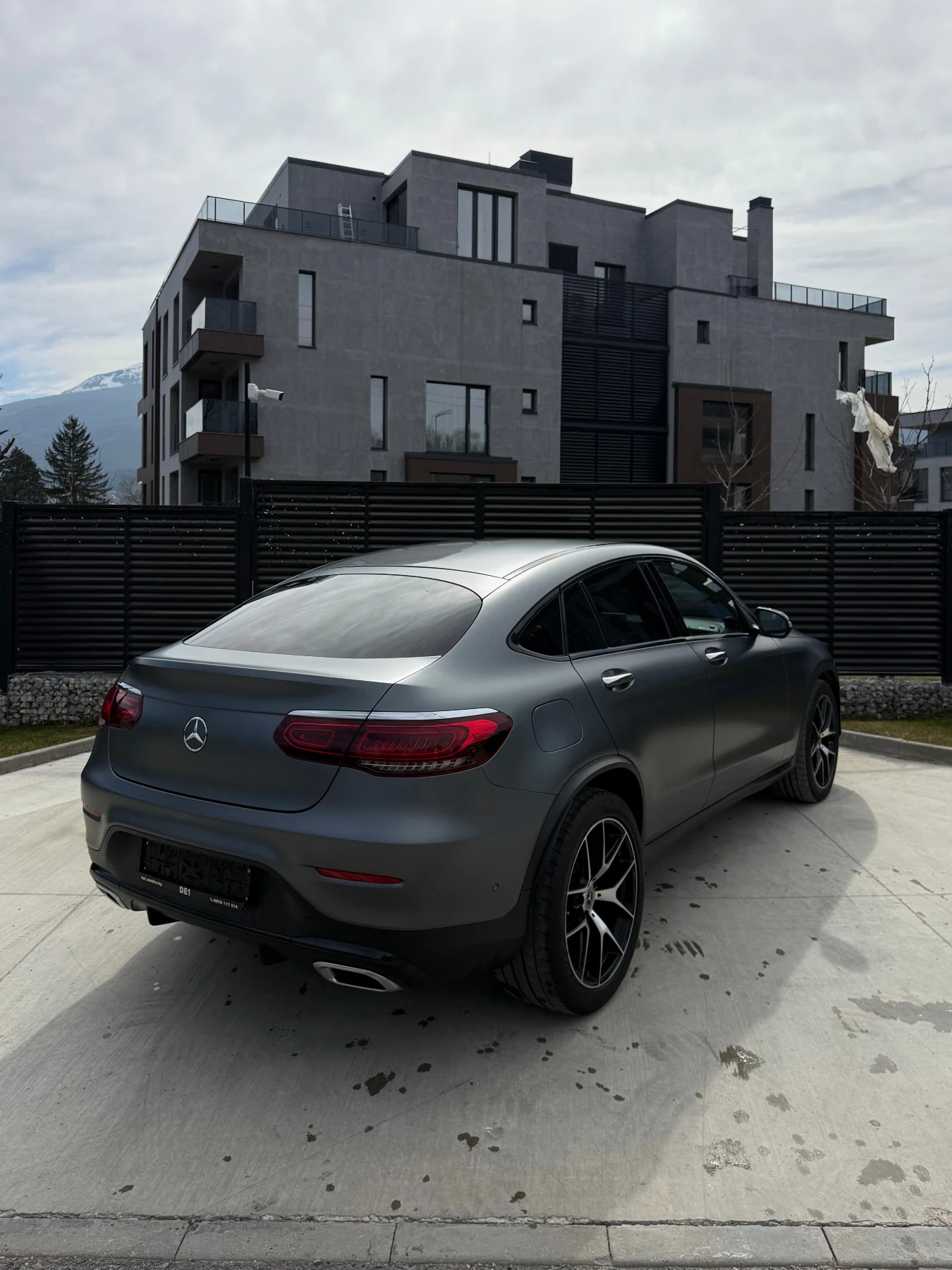 Mercedes-Benz GLC 300 AMG/4M/COUPE/HEADUP/ТЕГЛИЧ/DIGITAL/BURMESTER, снимка 5 - Автомобили и джипове - 52861563
