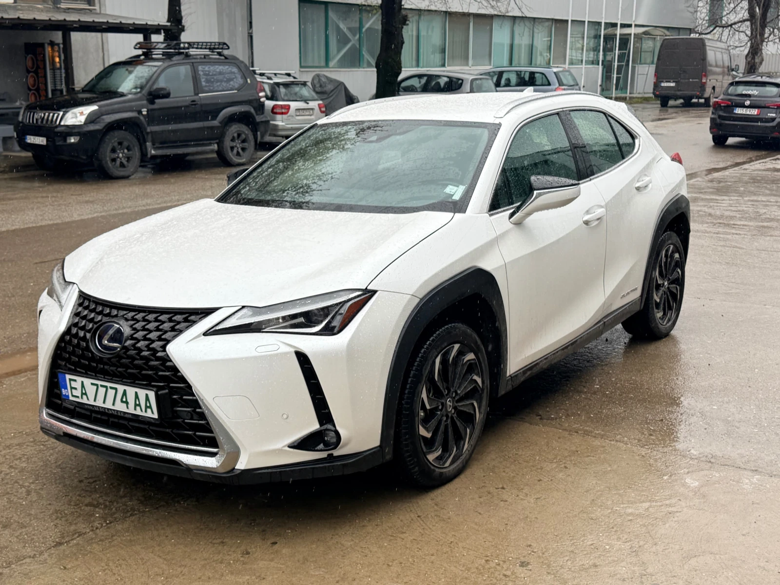 Lexus UX 300e 38000км!!!* 3ключа* CarPlay* , снимка 6 - Автомобили и джипове - 54128986
